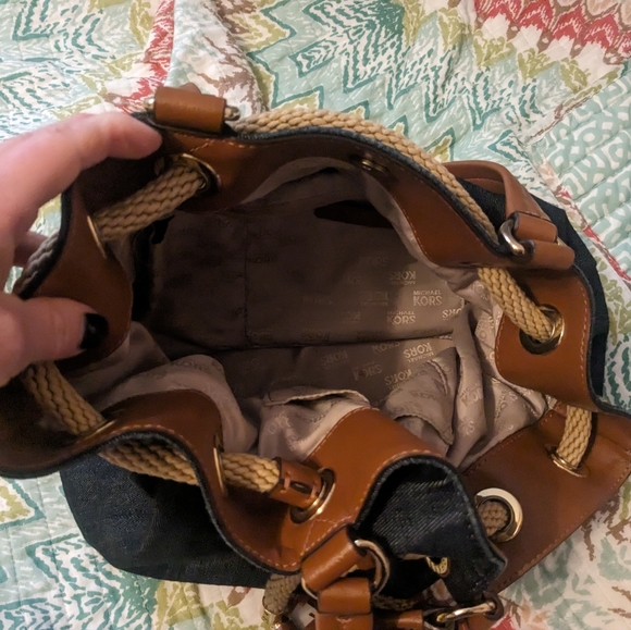 Purse - Picture 2 of 2